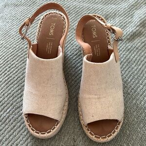 Tom’s Monica Espadrilles